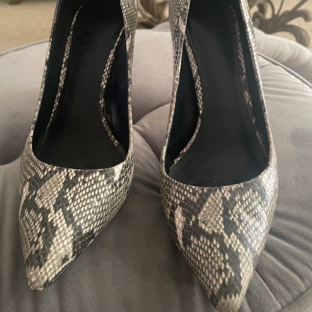 Snakeskin leather Raye heels